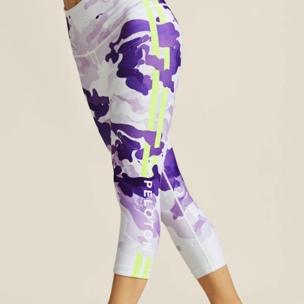 Peloton x WITH “Nail Polish” Camo Print Capri Leggings – Size S